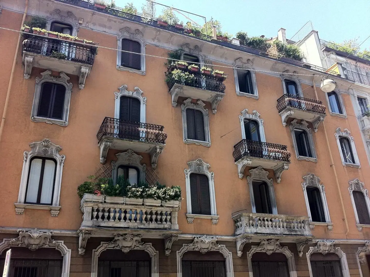 Panizza EXTERIOR