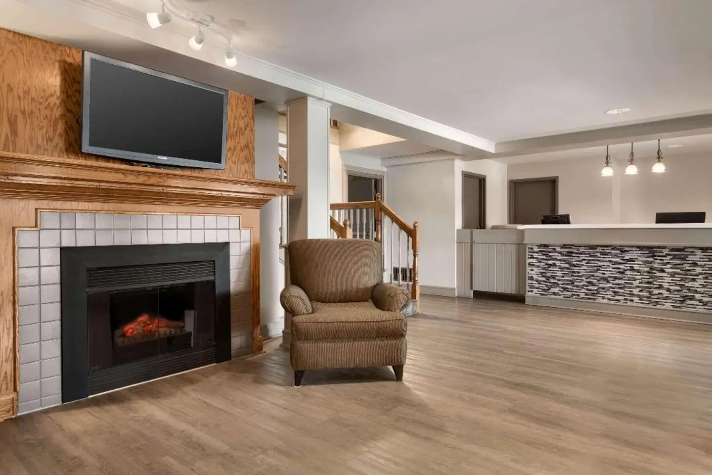 Travelodge Suites New Glasgow LOUNGE_LOBBY