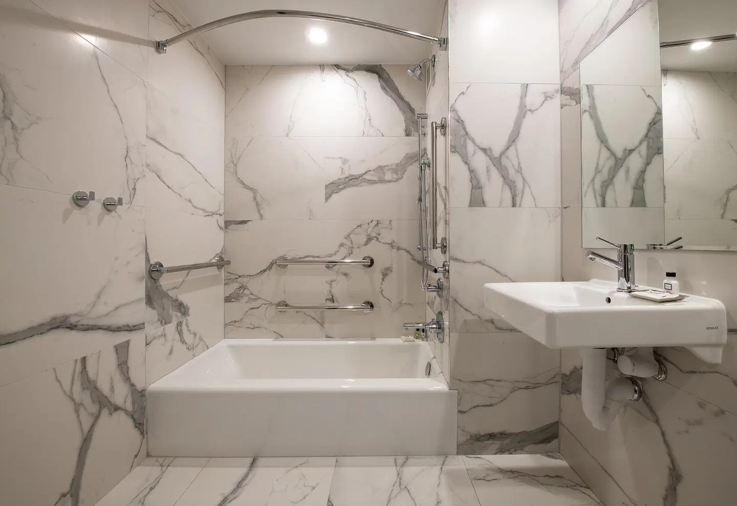 Aliz Hotel Times Square Badezimmer