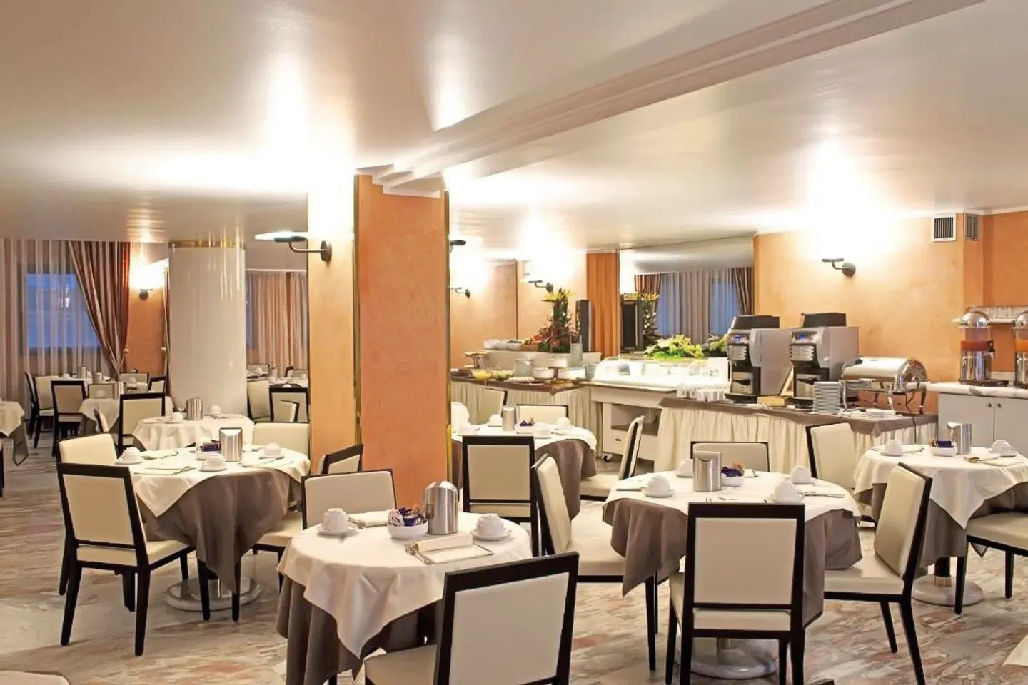 Hotel Giberti Restaurant