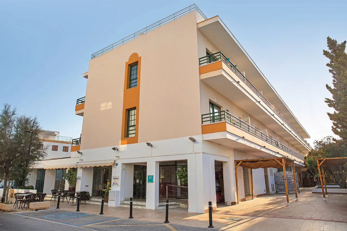 Rosales EXTERIOR