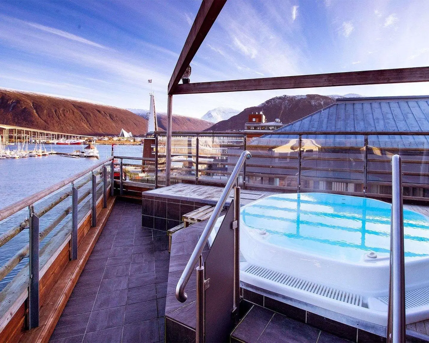 Home Hotel Aurora by Strawberry Terrasse