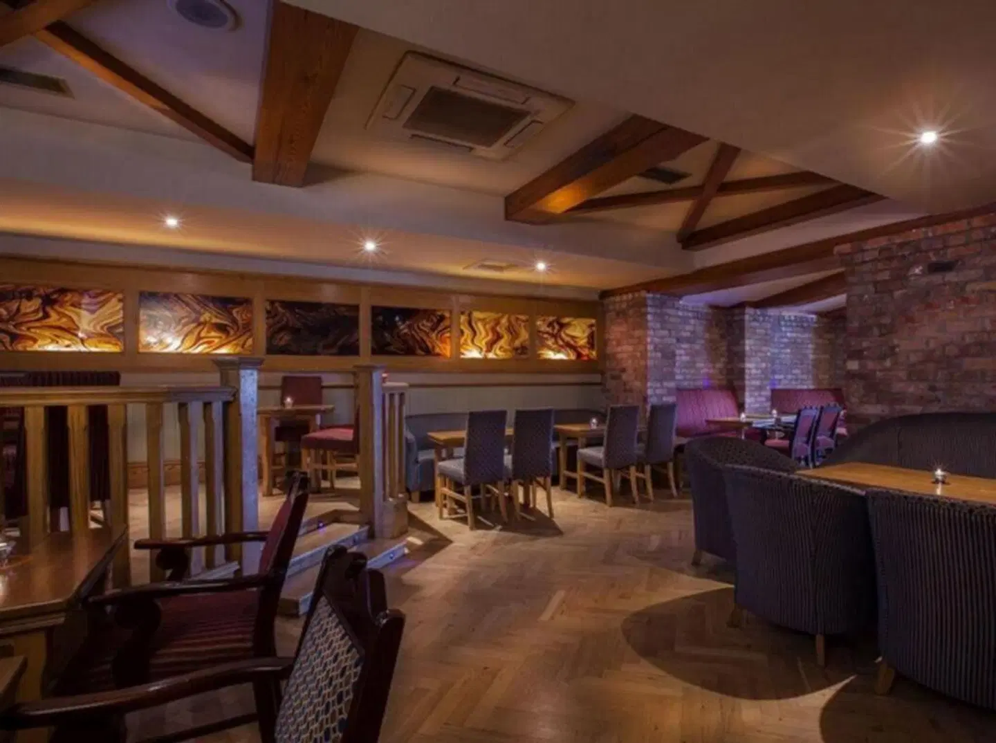 Castle Arch Bar