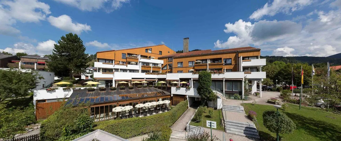 Karma Bavaria EXTERIOR
