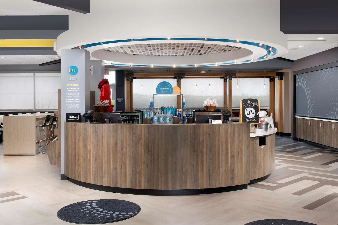 Tru by Hilton Tallahassee Central LOUNGE_LOBBY