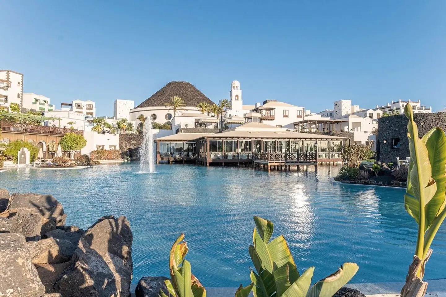 LIVVO Volcán Lanzarote OUTDOOR_POOL
