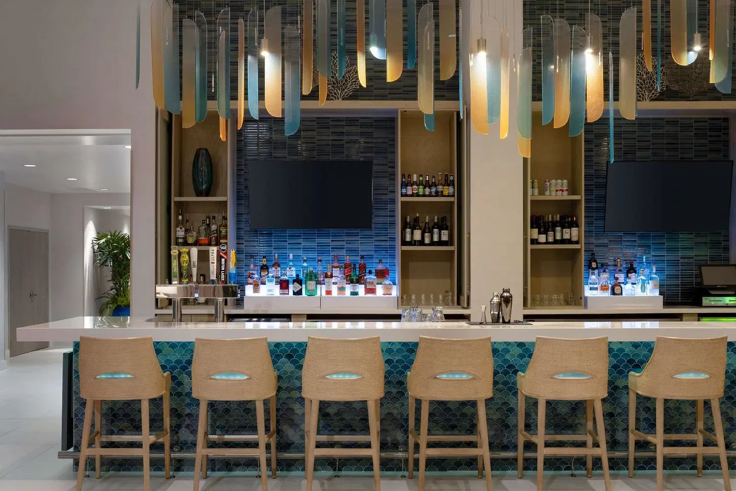 Hyatt Place Delray Beach Bar