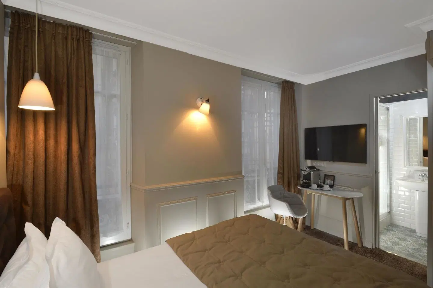 Madeleine Haussmann ROOM_EXAMPLE