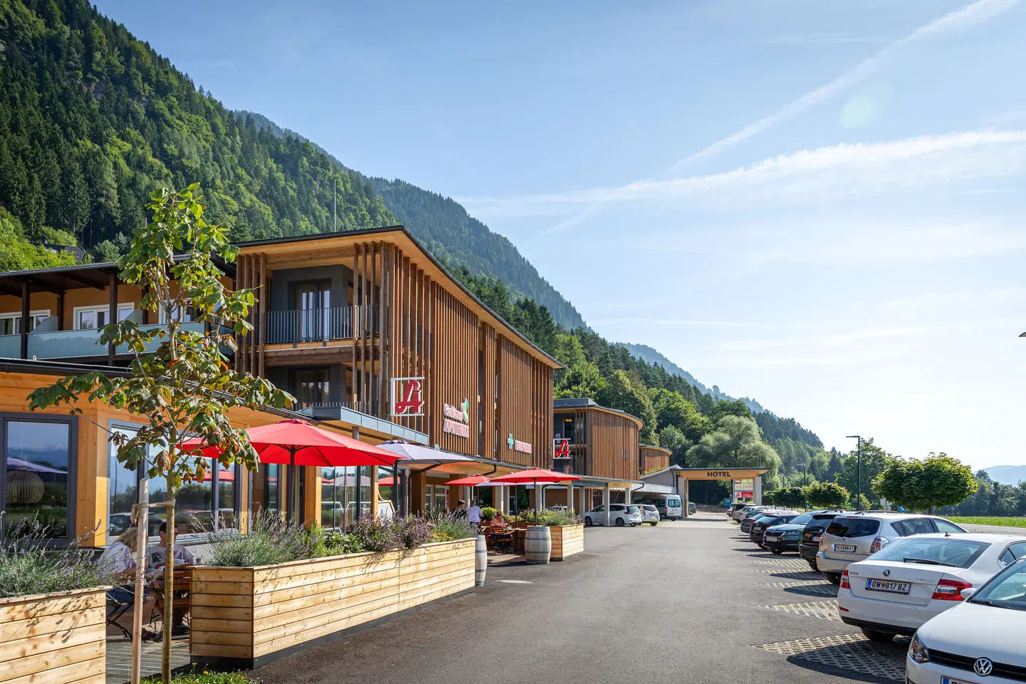 Educare EXTERIOR