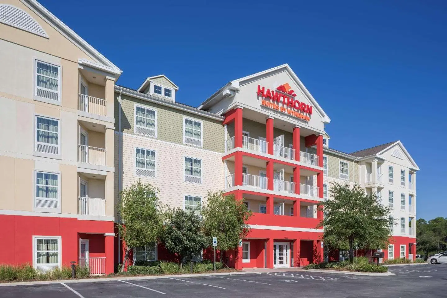 Hawthorn Suites by Wyndham Panama City Beach FL EXTERIOR