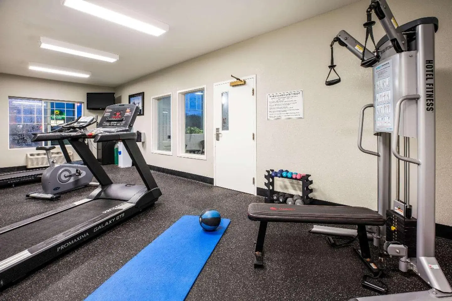 La Quinta Inn & Suites by Wyndham Newport SPORTS_AND_LEISURE