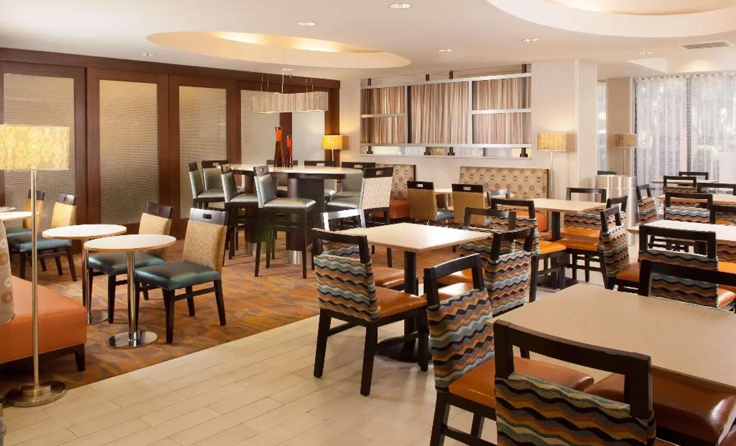 Hampton Inn Orlando-International Airport Restaurant