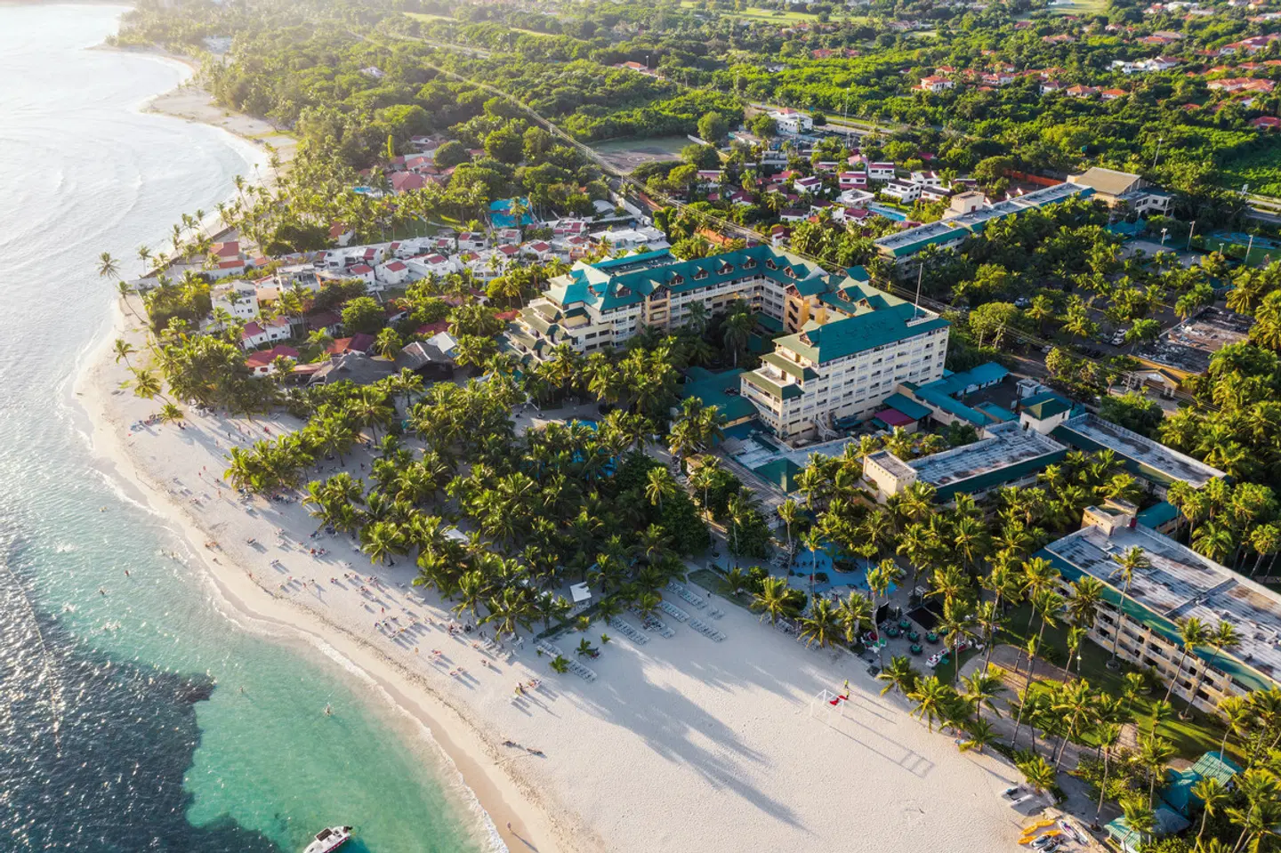 Coral Costa Caribe Beach Resort EXTERIOR