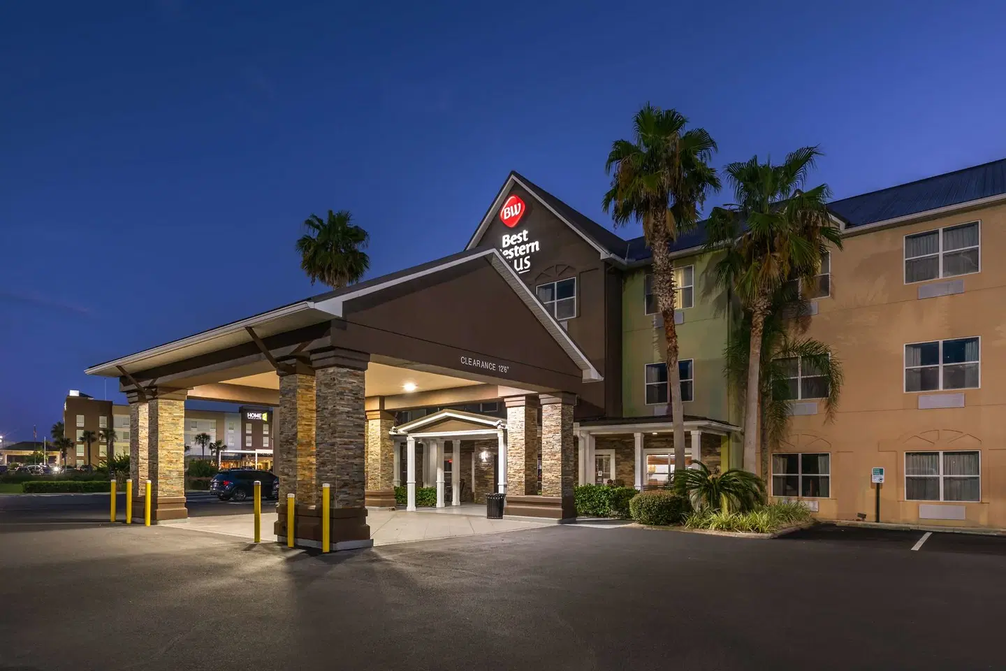 Best Western Plus Lake City EXTERIOR