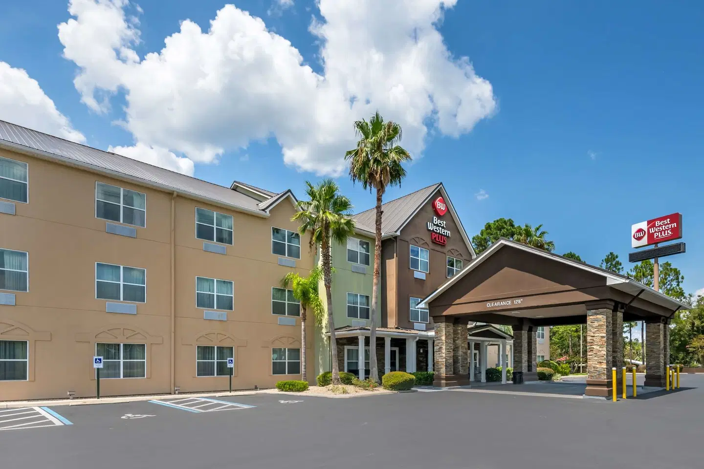 Best Western Plus Lake City EXTERIOR