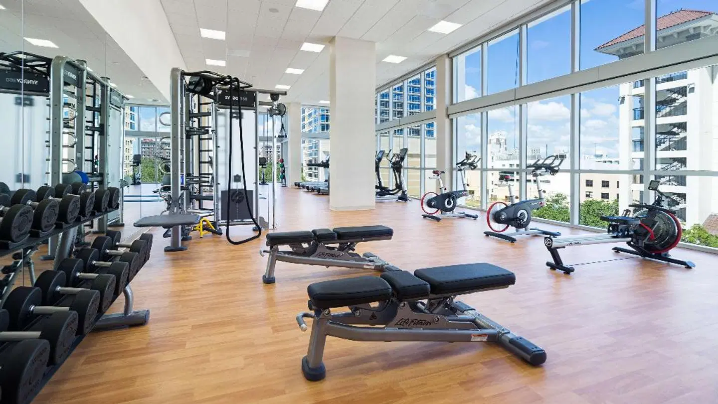 Hyatt Place St. Petersburg/Downtown SPORTS_AND_LEISURE