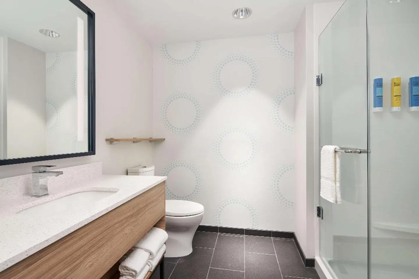 Tru By Hilton Ft. Lauderdale Airport Badezimmer