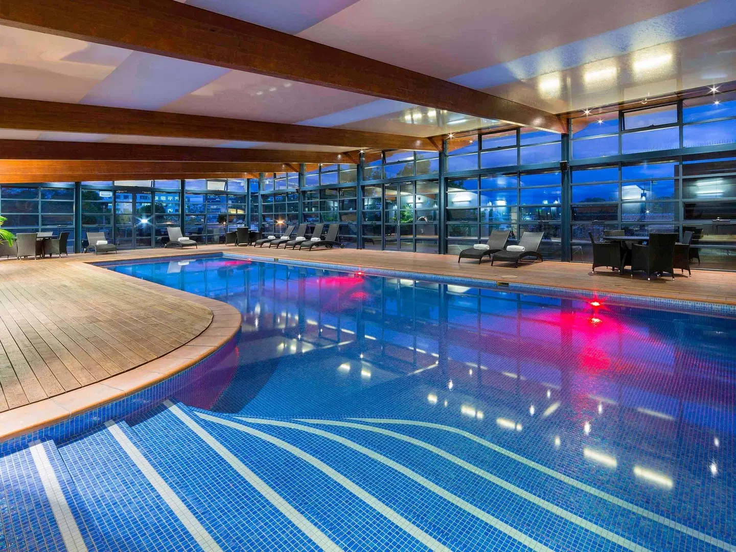 Novotel Canberra Hotel Hallenbad