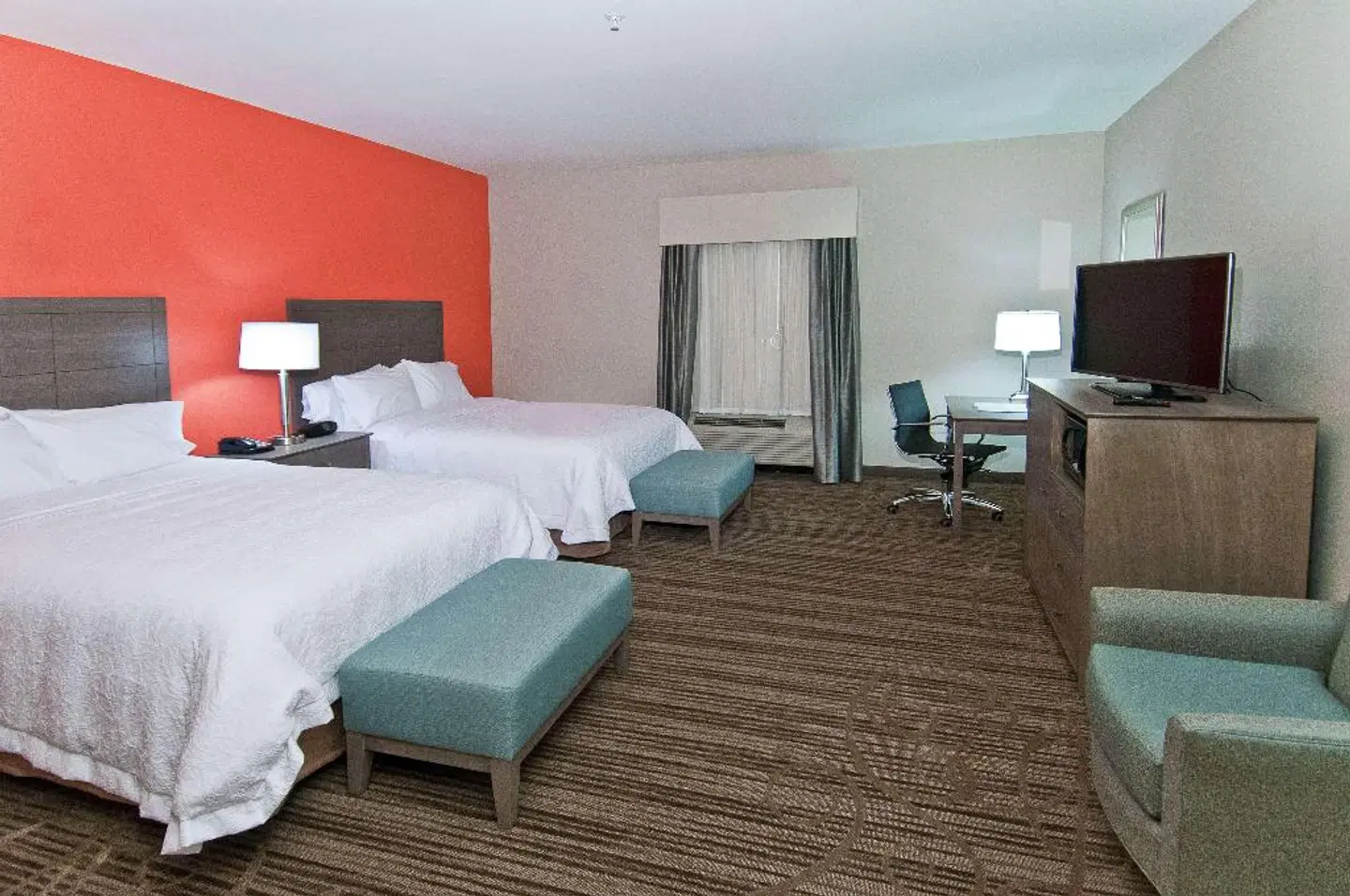 Hampton Inn & Suites Pensacola/I-10 Pine Forest Road ROOM_EXAMPLE