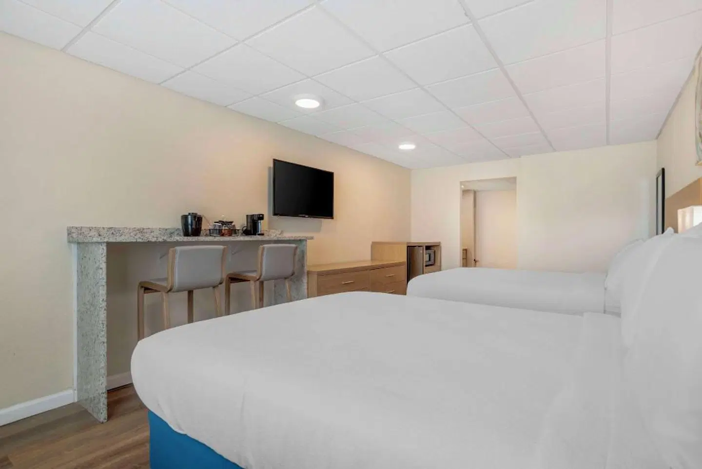Chateau Beachfront Hotel, A By The Sea Resort ROOM_EXAMPLE