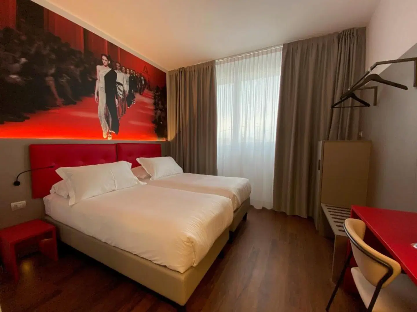 Amedia Milan ROOM_EXAMPLE