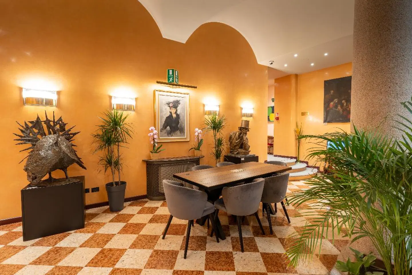 Regina LOUNGE_LOBBY