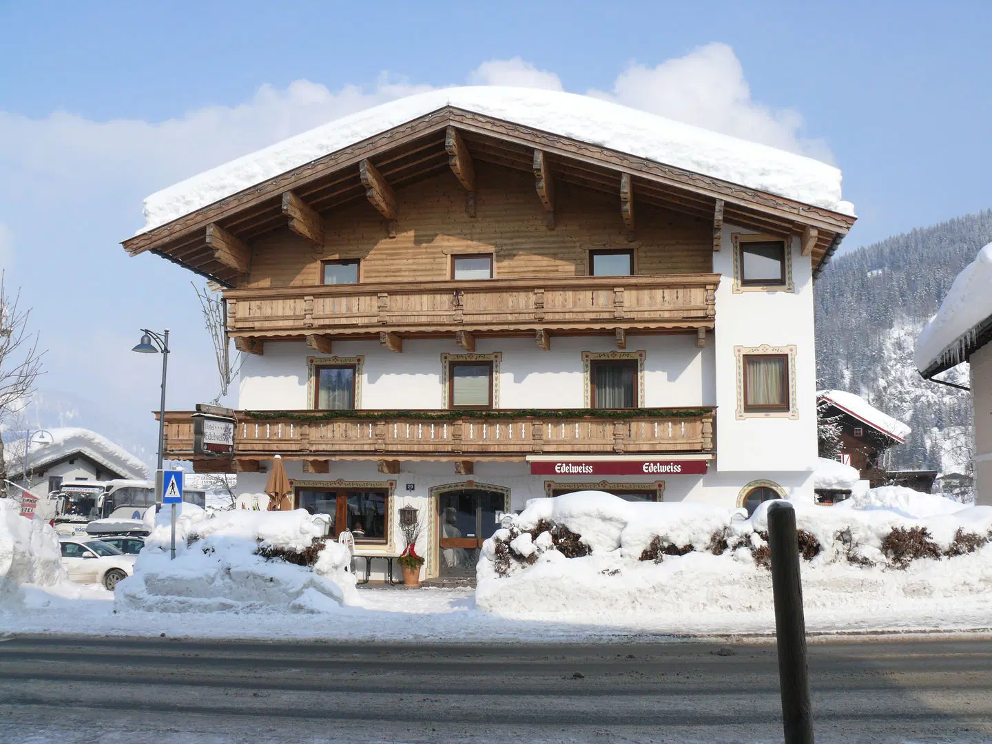 Edelweiß EXTERIOR