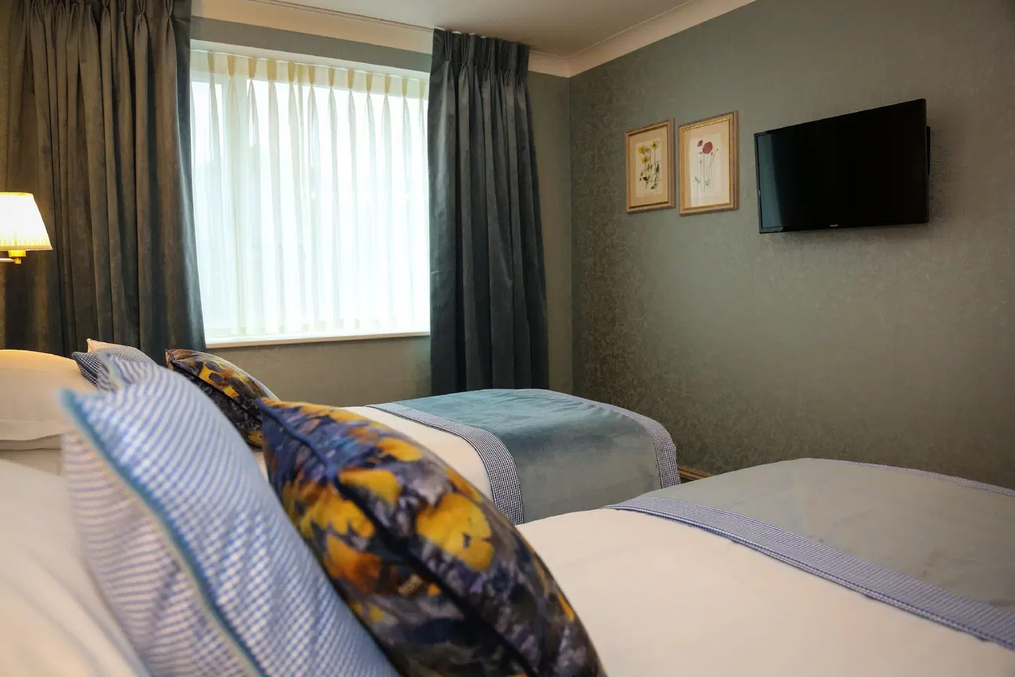 Avalon House Hotel ROOM_EXAMPLE
