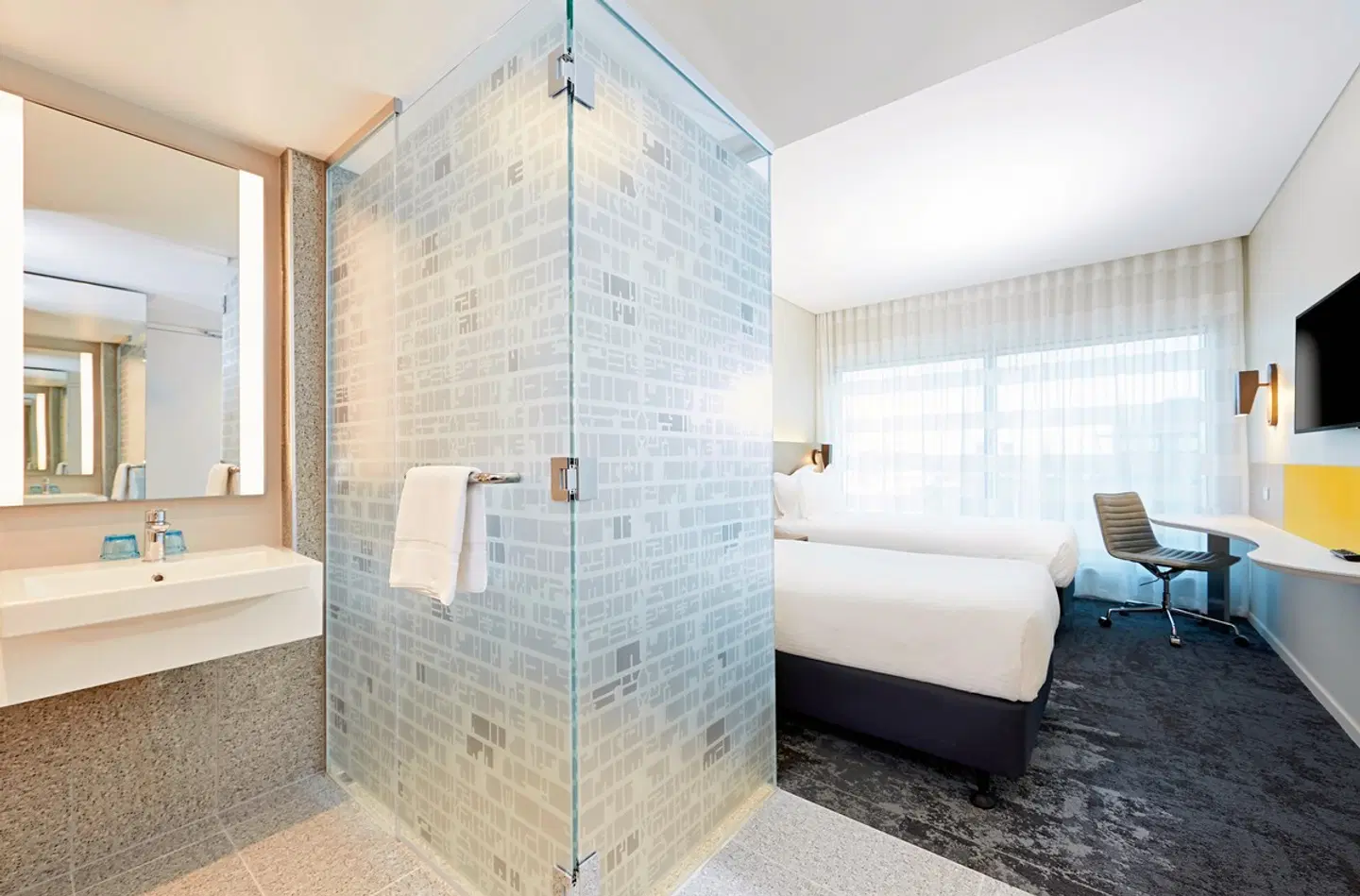 Holiday Inn Express Adelaide City Centre Badezimmer