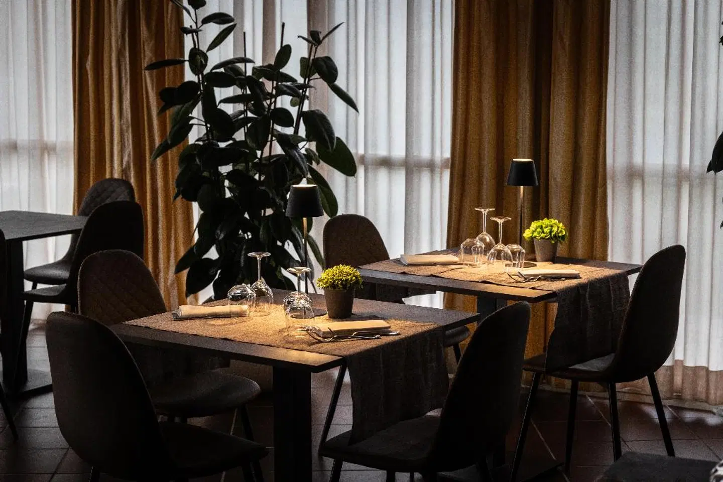 Mirage Restaurant