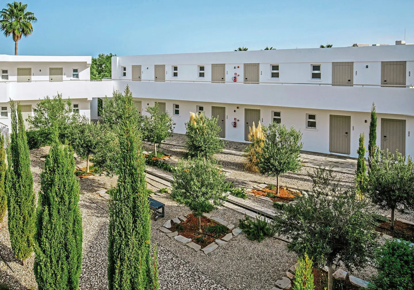 Nissi Beach Resort Garten
