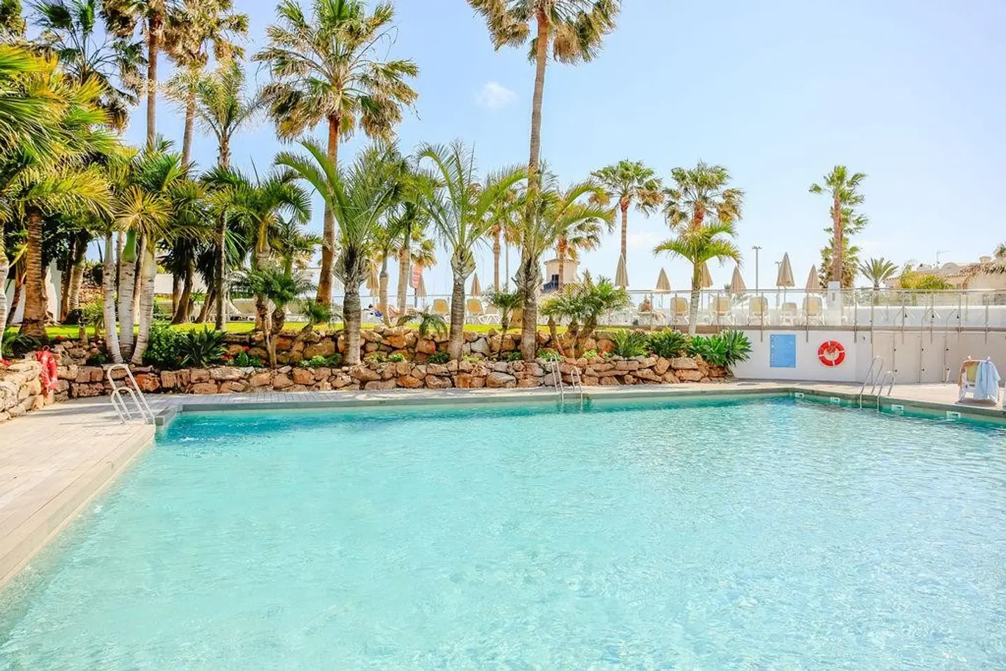 Hotel Mac Puerto Marina OUTDOOR_POOL