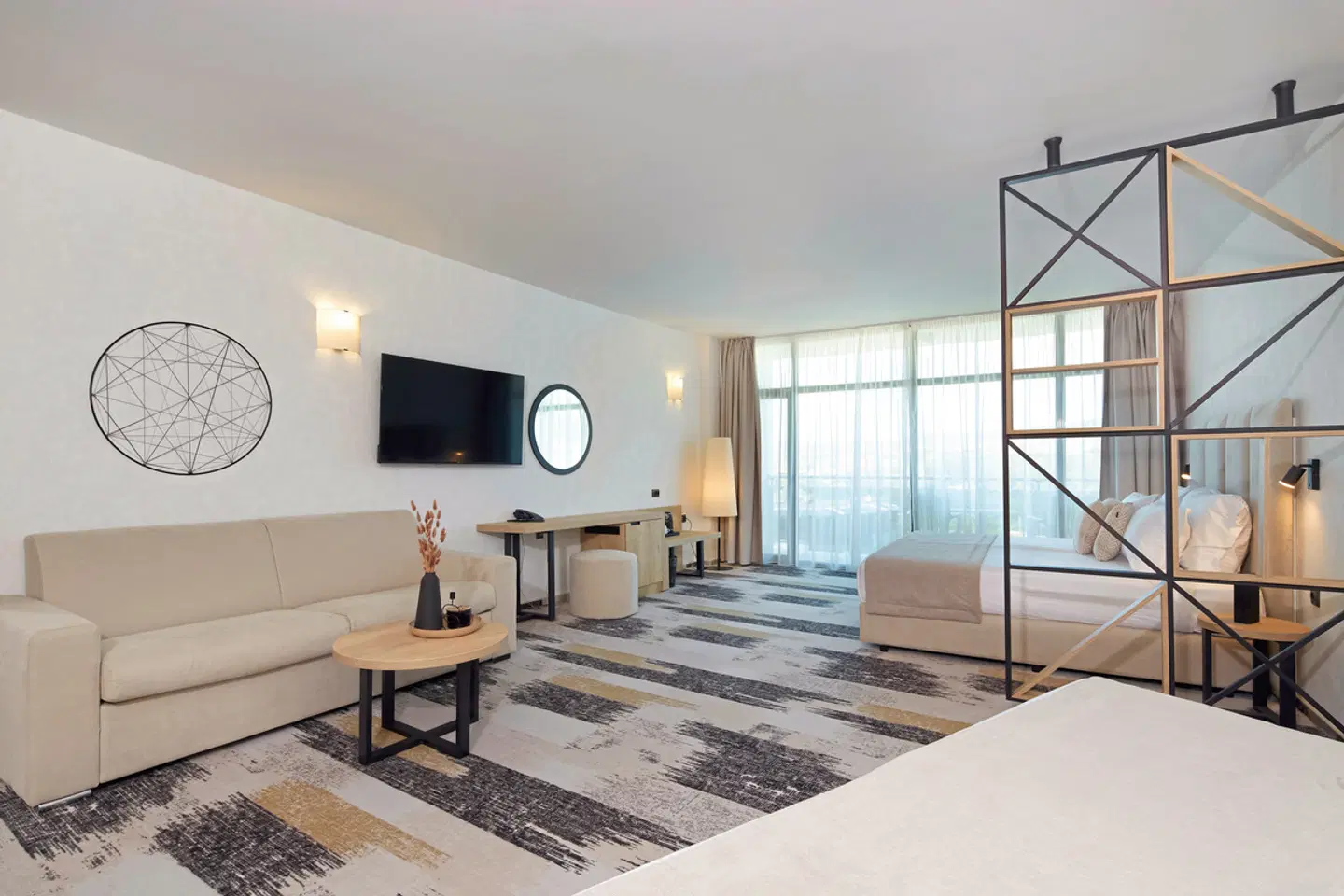 Marvel ROOM_EXAMPLE