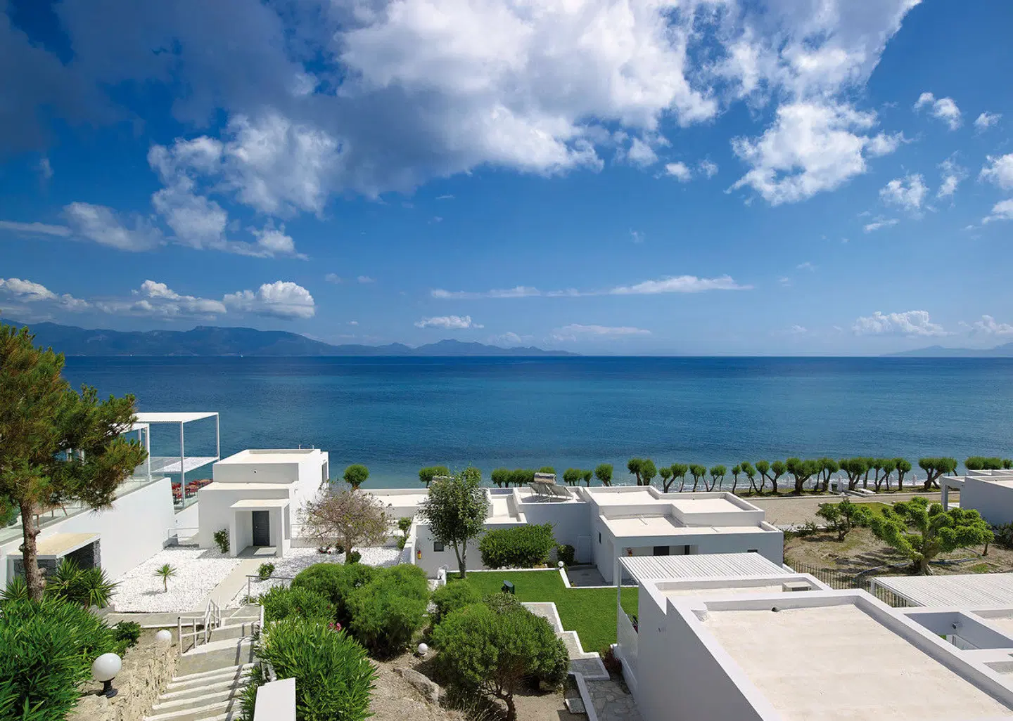 Dimitra Beach Hotel & Suites EXTERIOR