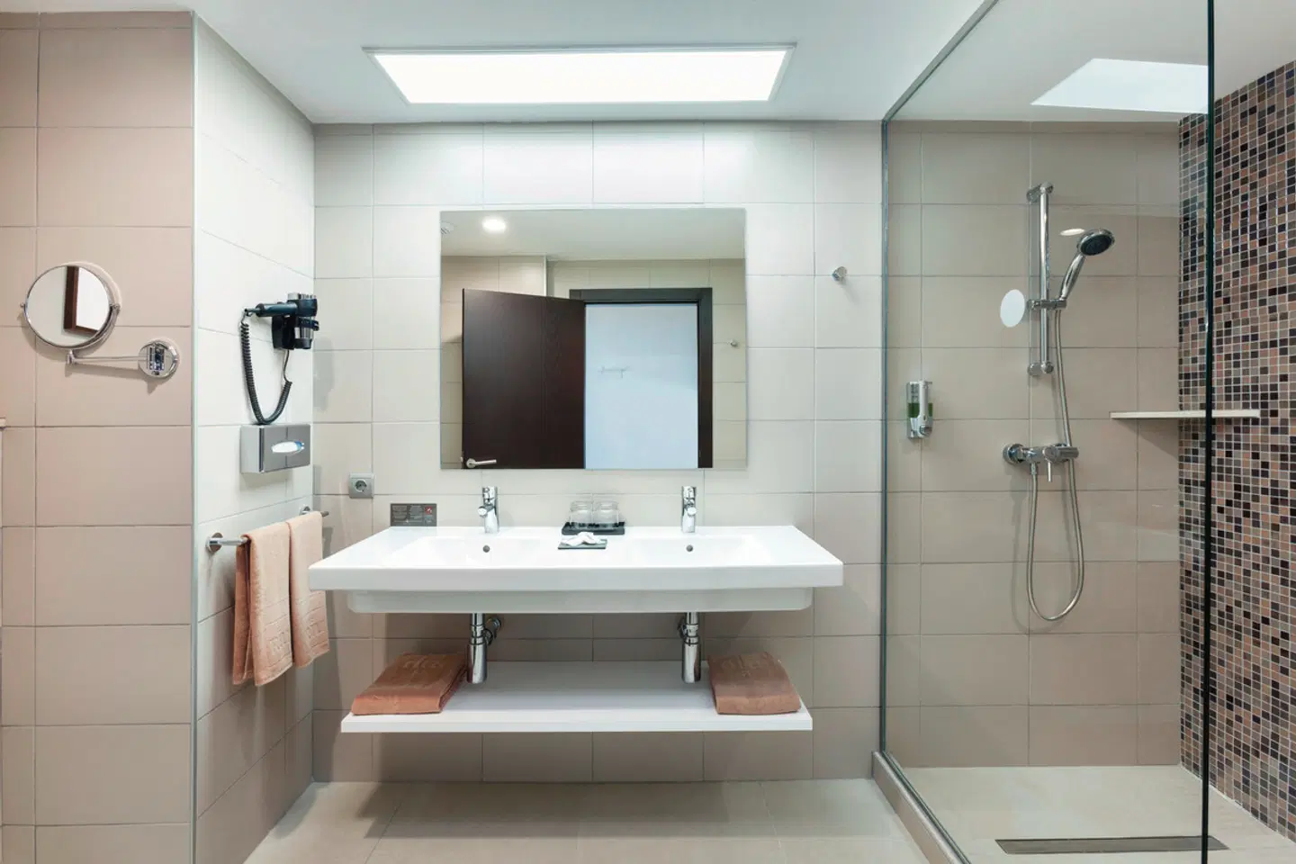 Hotel Riu Costa del Sol BATHROOM
