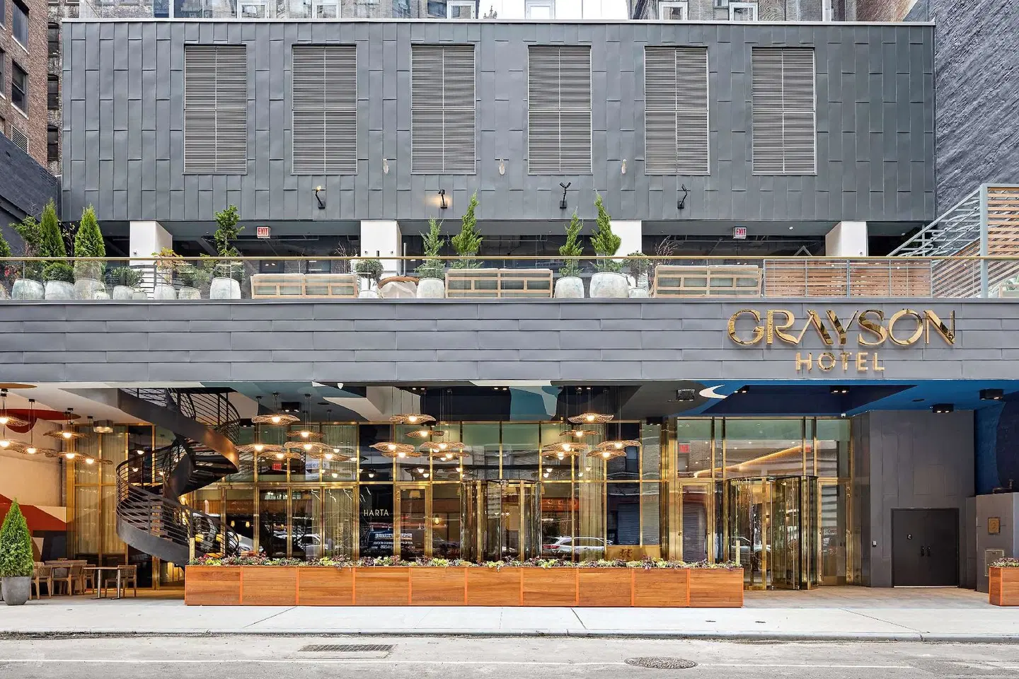 Grayson Hotel Bar