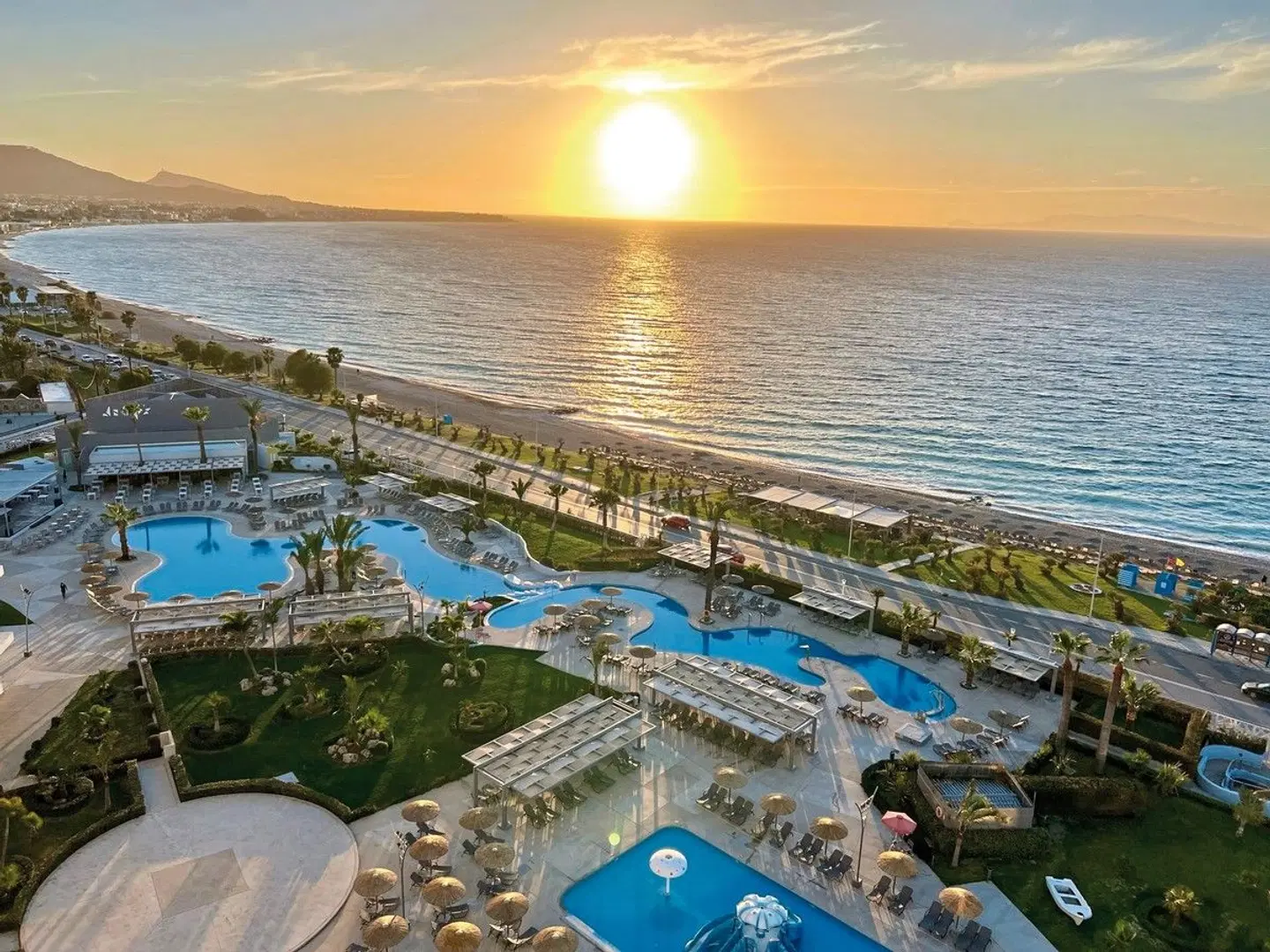 Akti Imperial Deluxe Resort & Spa Dolce by Wyndham OUTDOOR_POOL