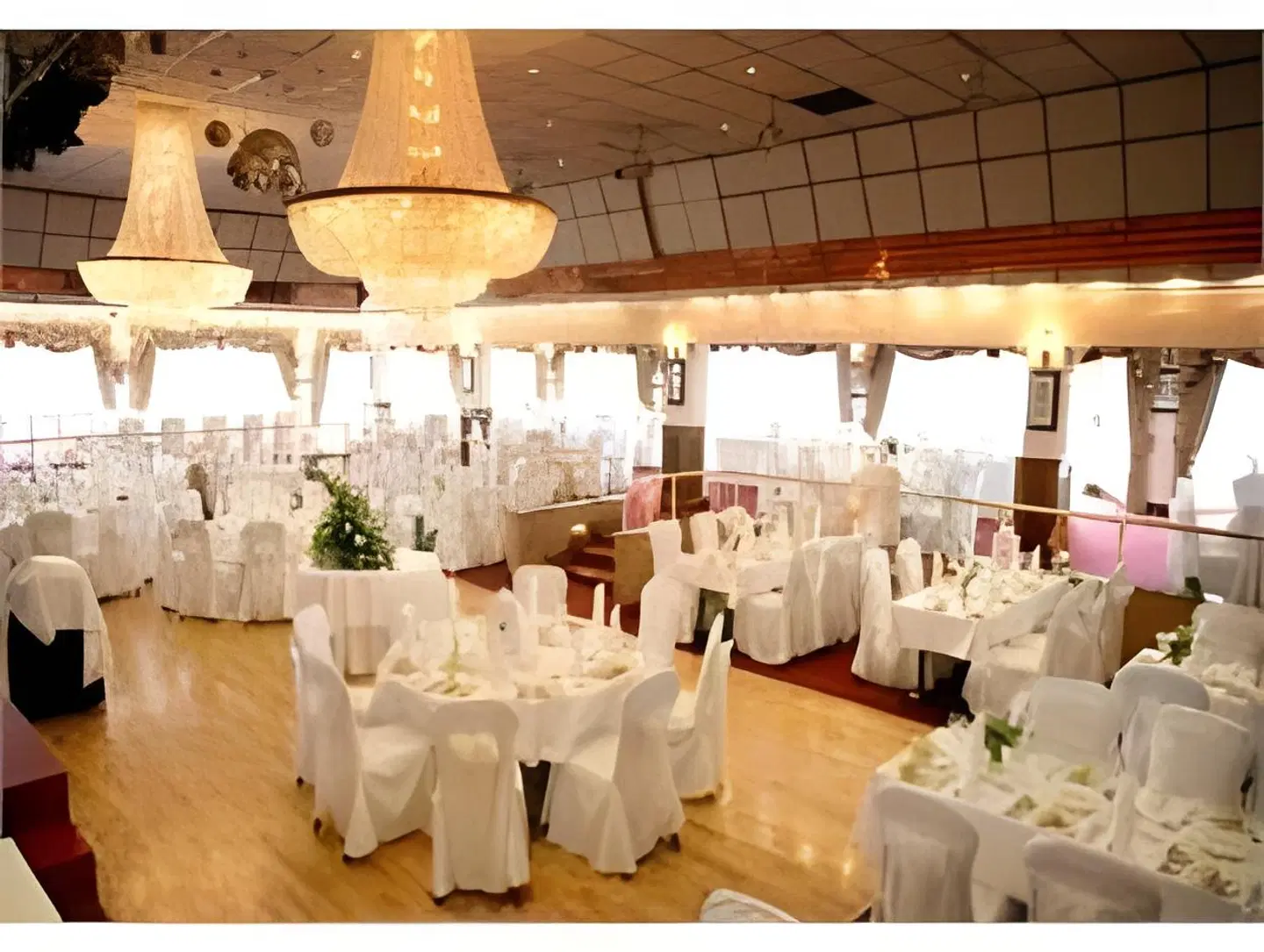 Harvey's Point Restaurant