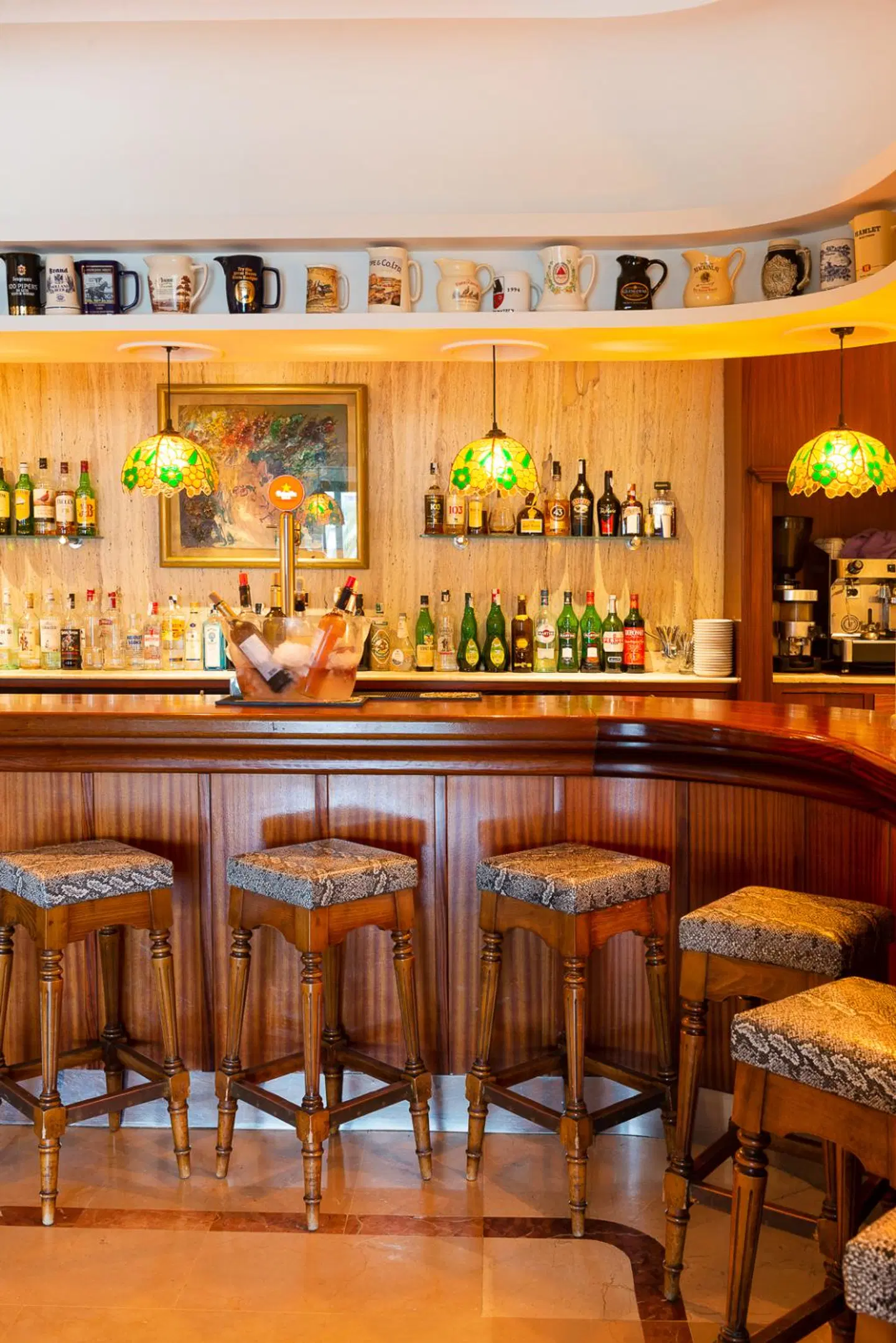 Casablanca Bar