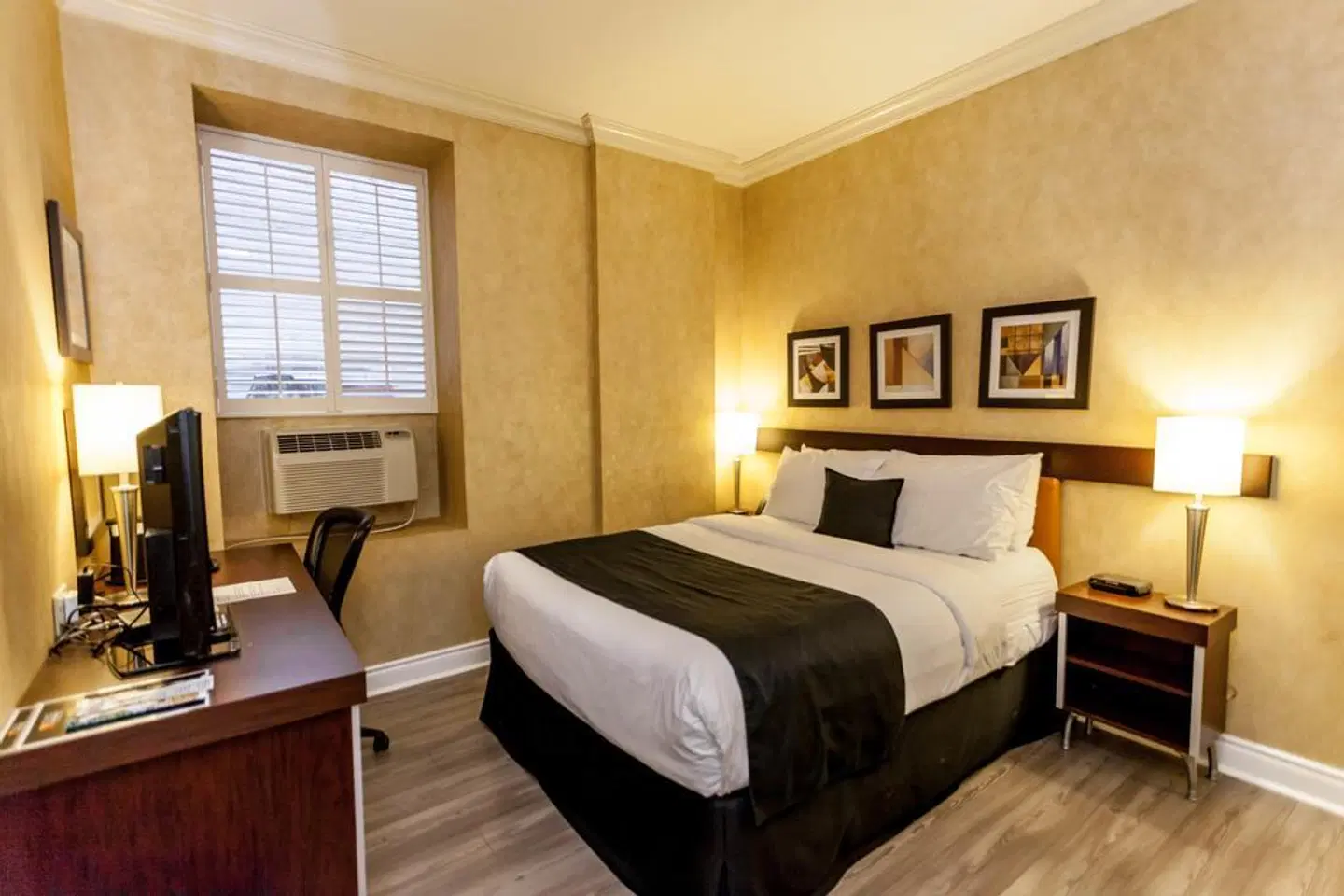 Victoria ROOM_EXAMPLE