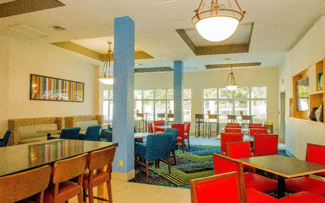 Holiday Inn Express & Suites St. Petersburg North (I-275) by IHG LOUNGE_LOBBY