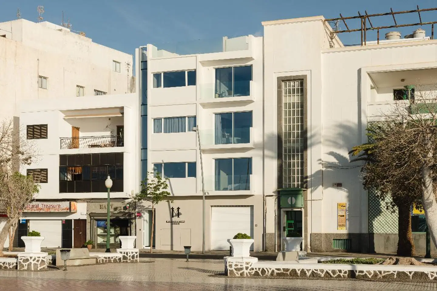 Blue Marina Suites EXTERIOR