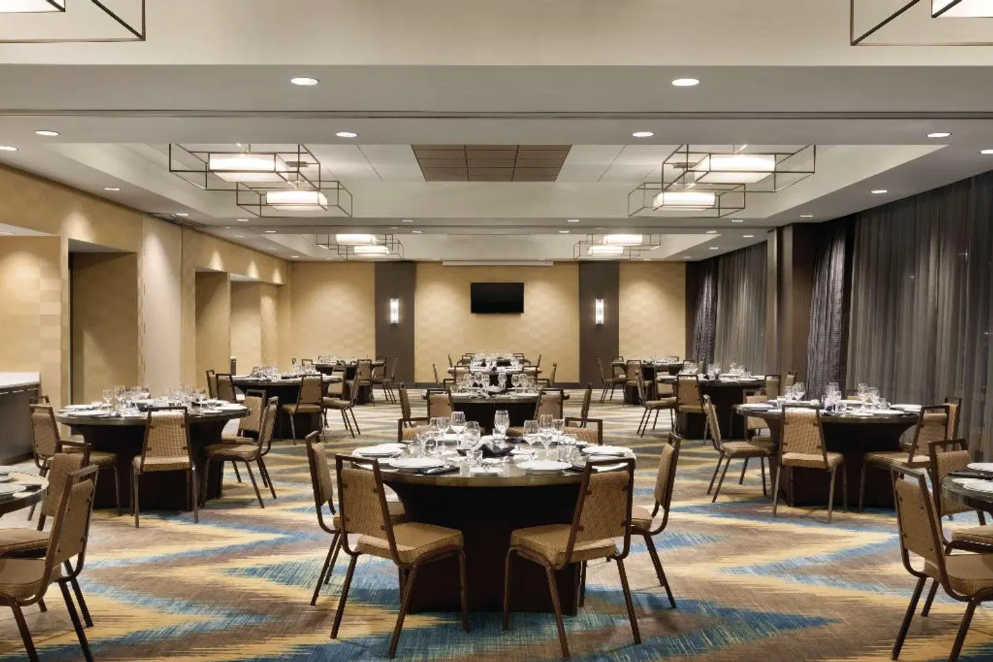 Hilton Garden Inn Calgary Downtown Restaurant