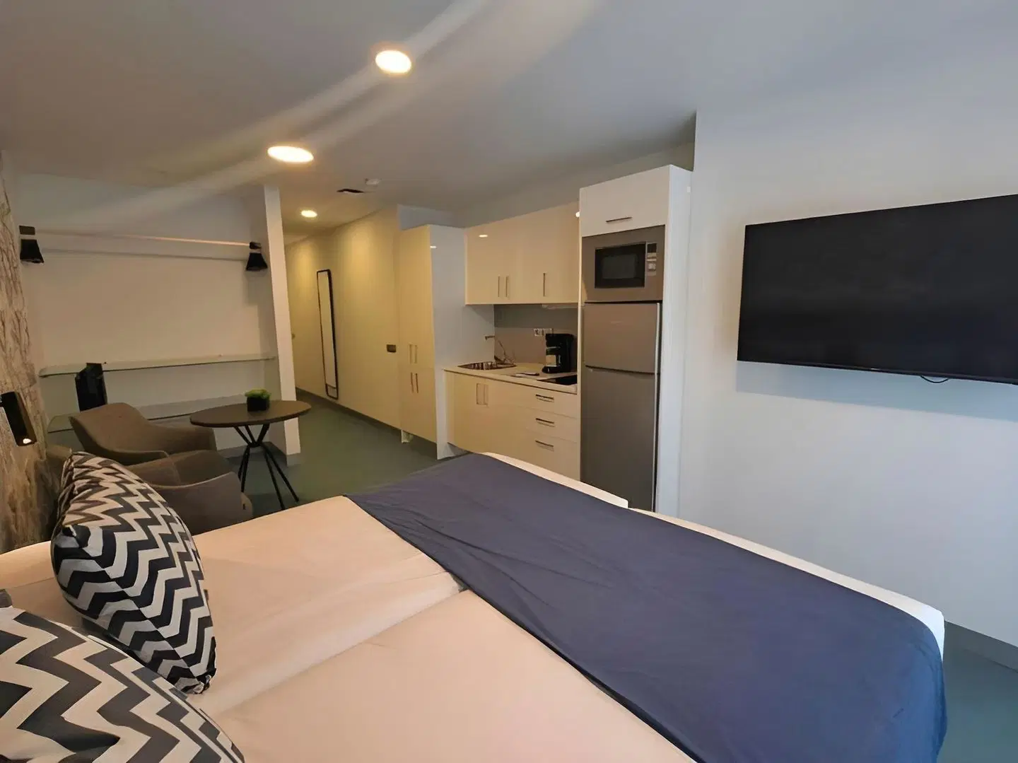 RK Farallon Canteras ROOM_EXAMPLE