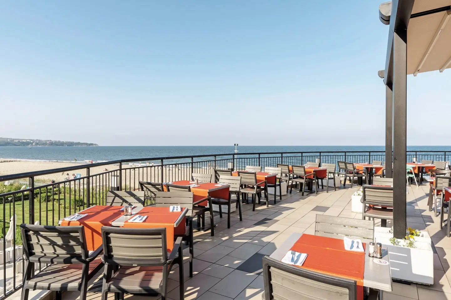 Alua Helios Bay Terrasse