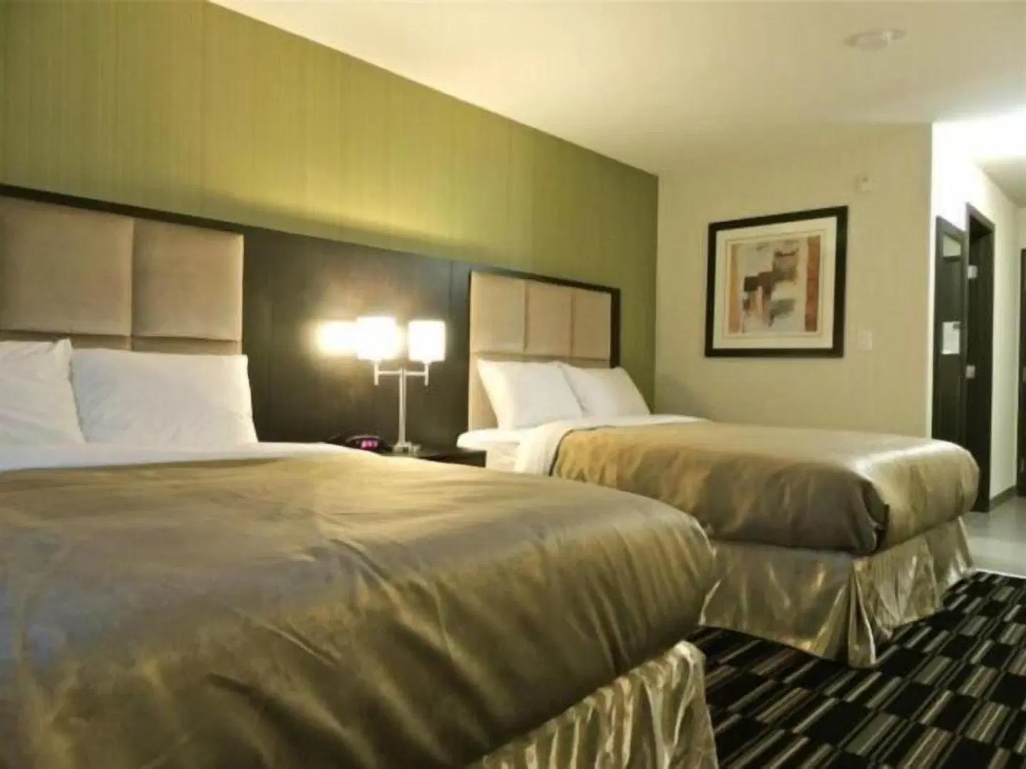 Western Star Inn and Suites Carlyle ROOM_EXAMPLE