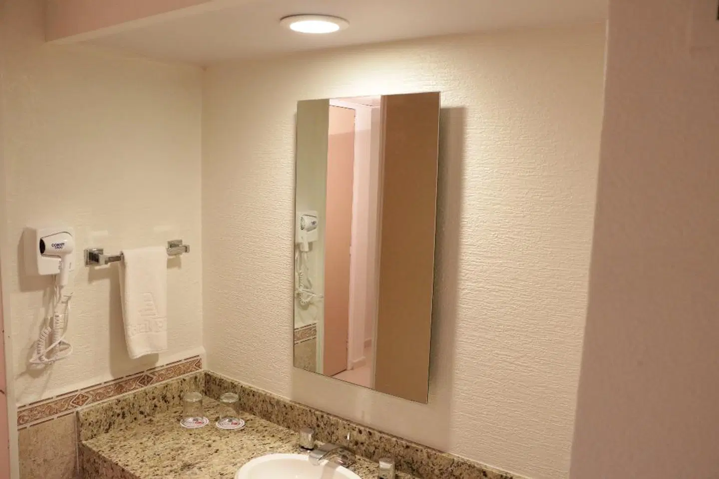 Hotel PF (Plaza Florencia) Badezimmer