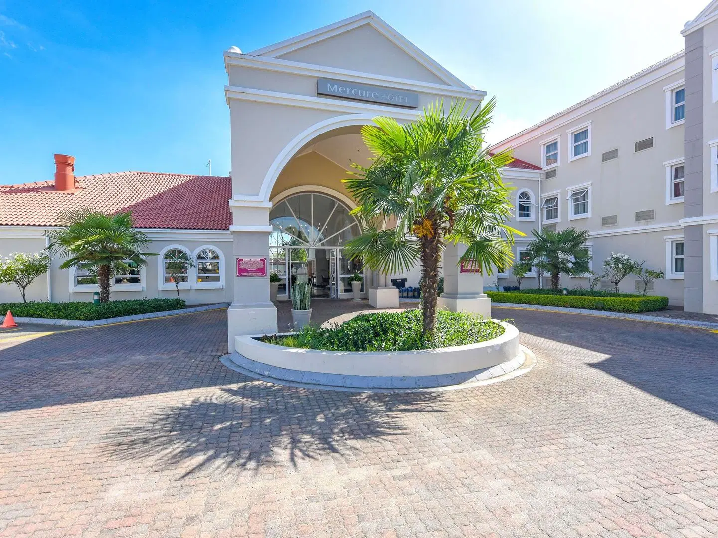 Mercure Johannesburg Randburg Hotel EXTERIOR