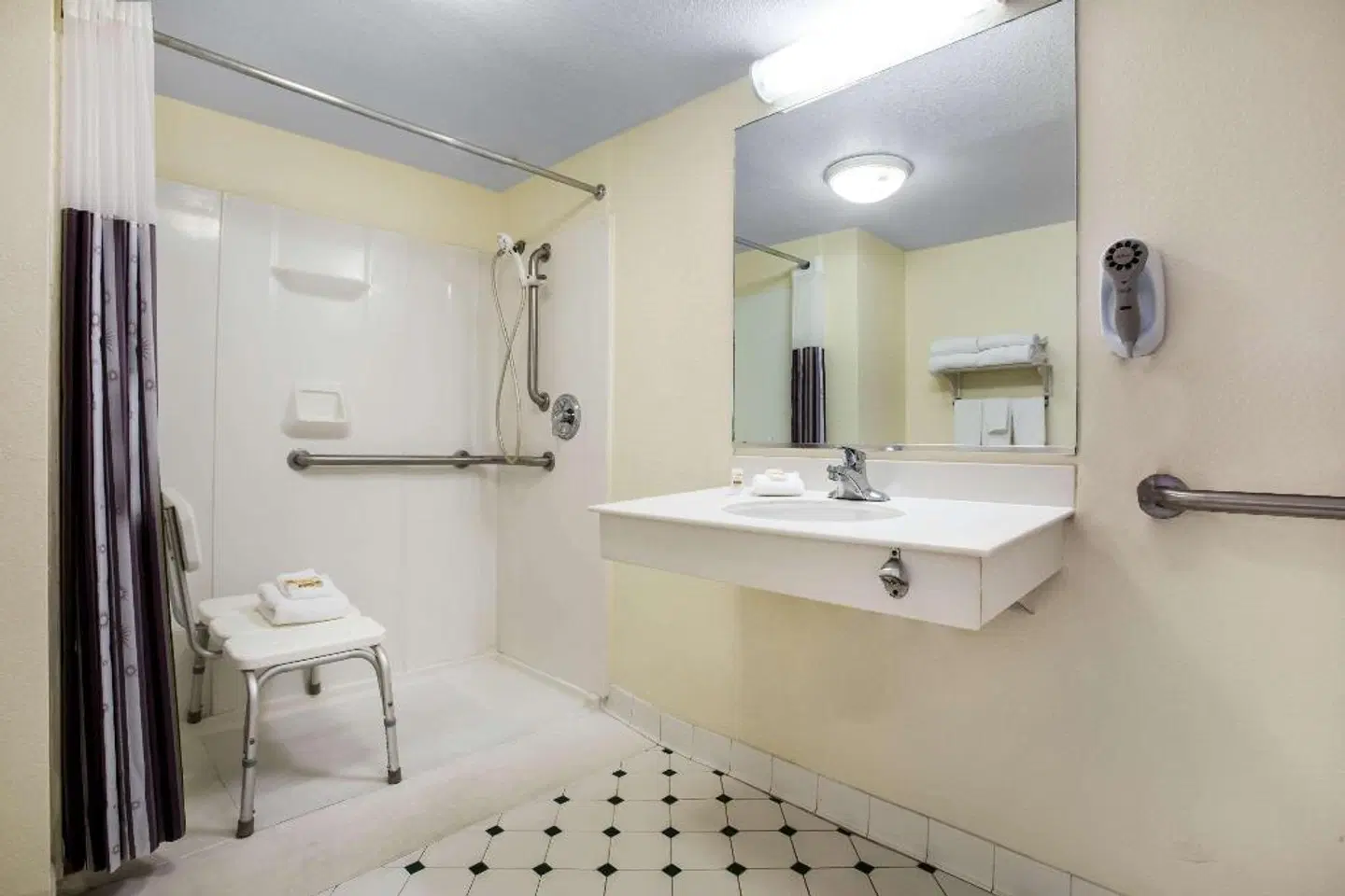La Quinta Inn Austin Capitol Badezimmer