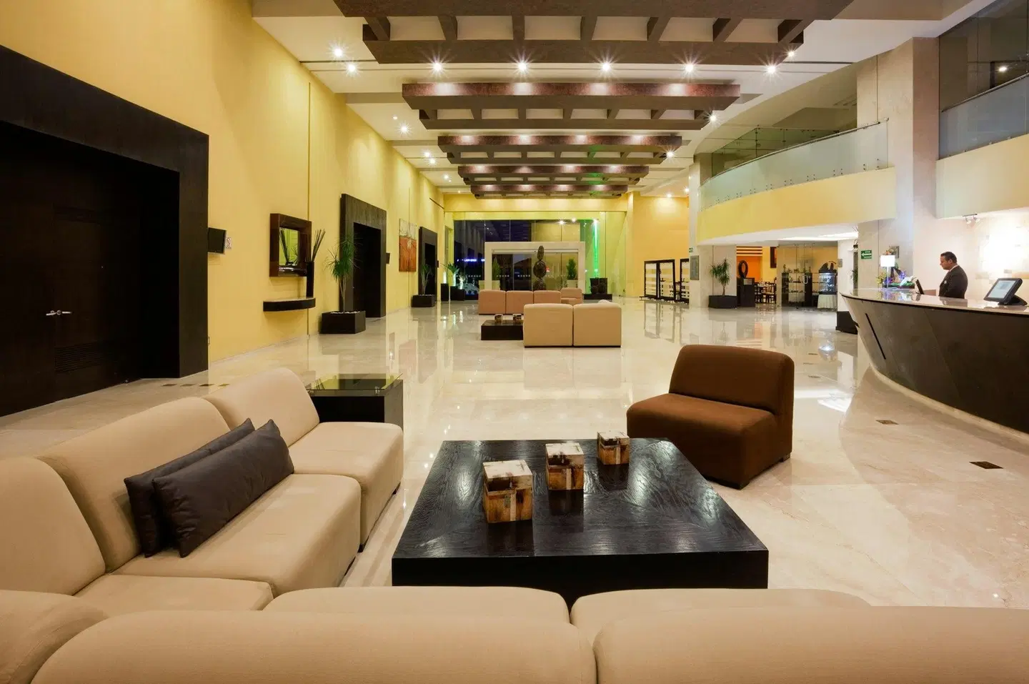 Holiday Inn Puebla Finsa by IHG LOUNGE_LOBBY